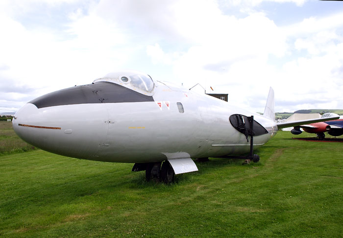 Q-497 Canberra T.4