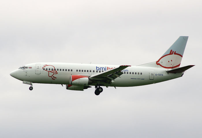 G-TOYA Boeing 737 BMI - Baby