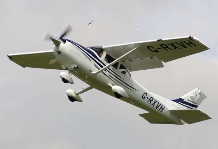 G-RXVH Cessna 182