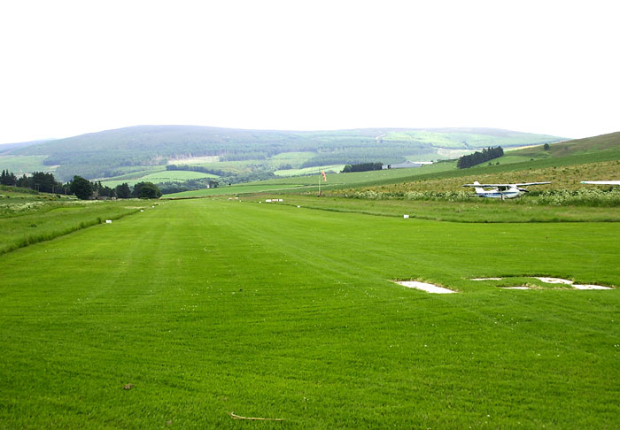 runway 13 at Insch