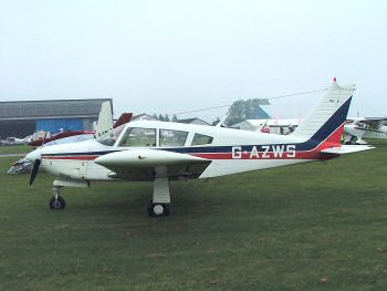 G-AZWS Pa 28